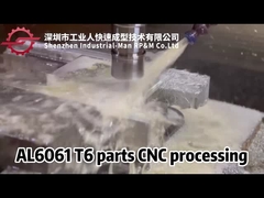 Peças fazendo à máquina de trituração do CNC