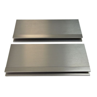 comprar Serviços de curvatura de chapa de metal de titânio Fabricação em linha