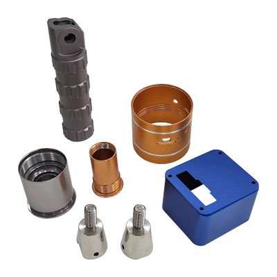 Peças viradas de metal de precisão de latão de aço CNC componentes ODM