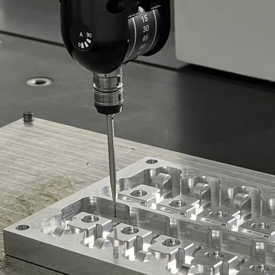 Bom preço Processamento de protótipos de máquinas de moldagem por injecção de ferramentas rápidas de titânio on-line